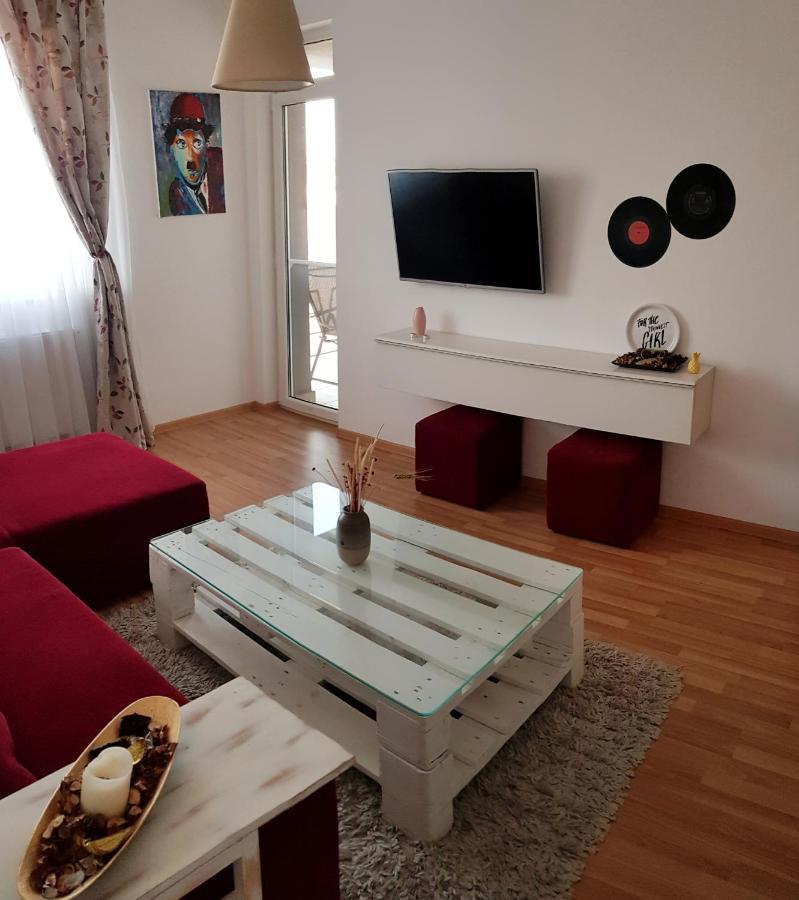 Cozy Apartament 3 Min To Subway 24H7 Check In Popesti-Leordeni ภายนอก รูปภาพ